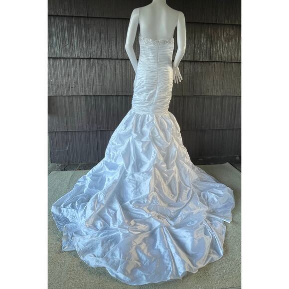 🔥NWT Bridess Strapless Ruched Beaded Chapel Train Contemporary Wedding Dress 8 - Picture 4 of 17